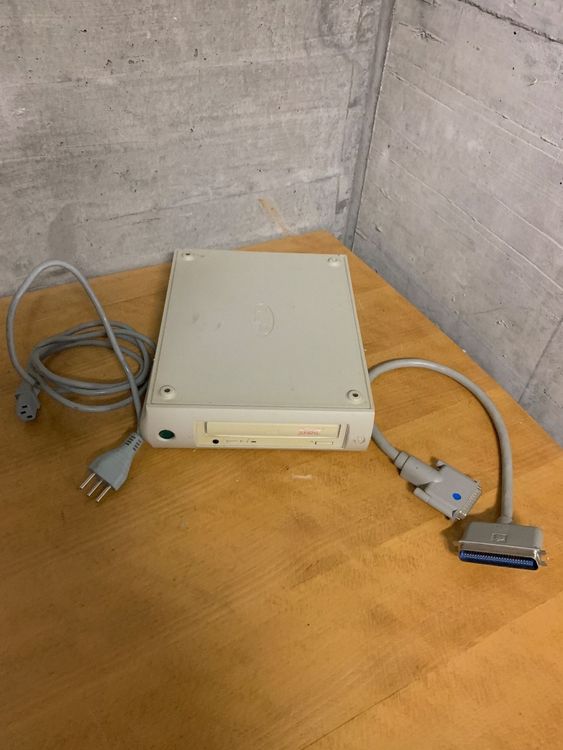 Disque Dur Externe SCSI Avec Entrées Audio RCA – Vintage, Occasion