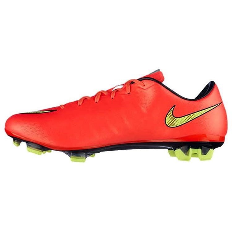 tachones nike hypervenom 2016