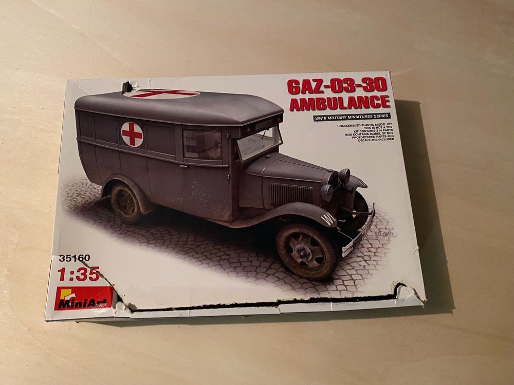 Maquette militaire 3711 - Dodge WC-54 Ambulance (1:35) - 2e guerre mondiale