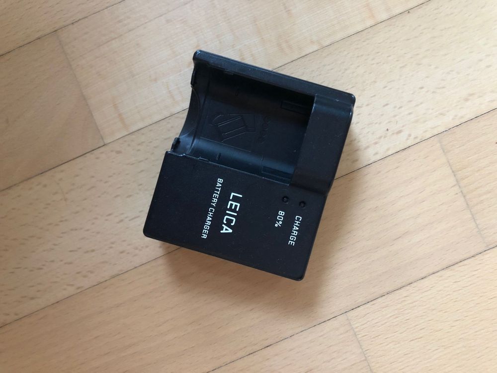 Leica Battery Charger Q2/SL2 Comprare su Ricardo