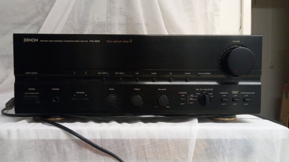Denon PMA-880R Stereo Verstärker - High-End Precision Audio Component