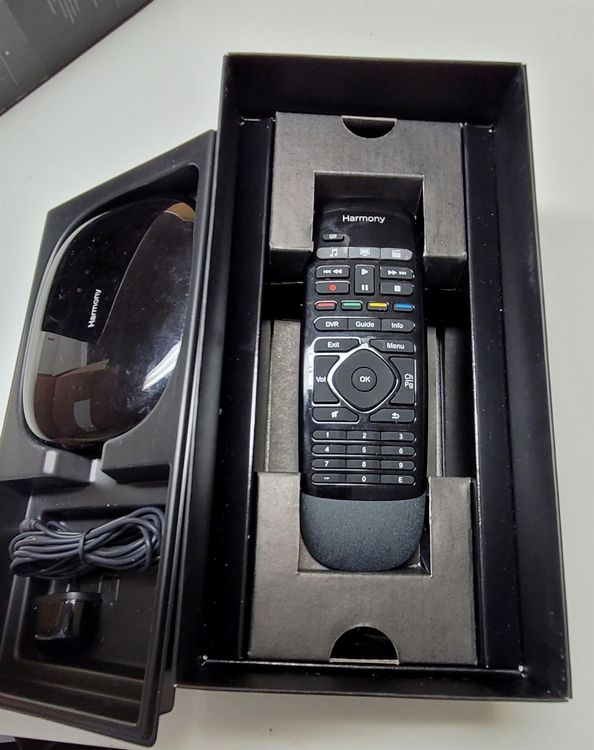 Logitech Harmony Smart Control (mit HUB) Kaufen auf Ricardo