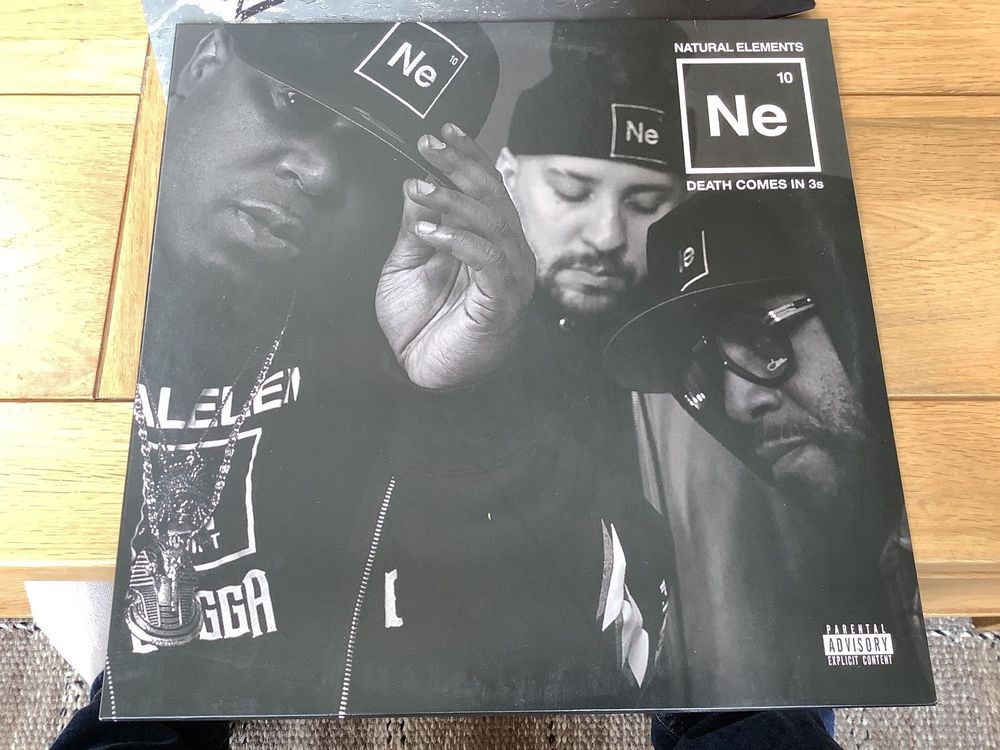 Natural Element Death Comes in 3s Kaufen auf Ricardo