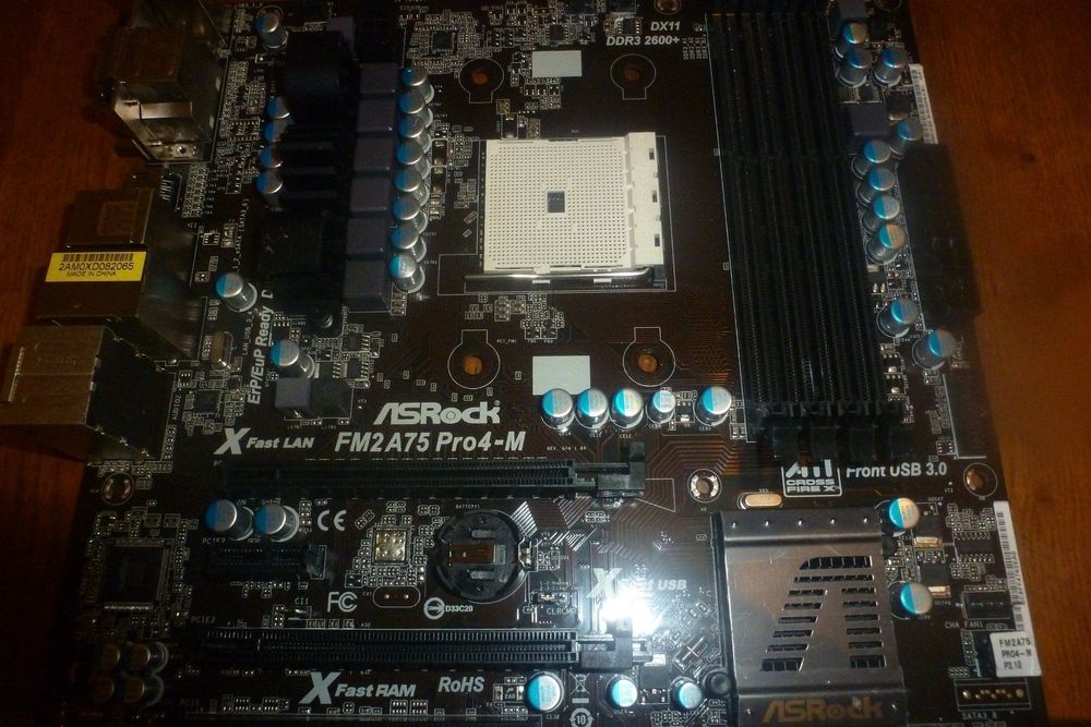 ASRock Socket FM2A75 PRO4-M Motherboard | Kaufen auf Ricardo