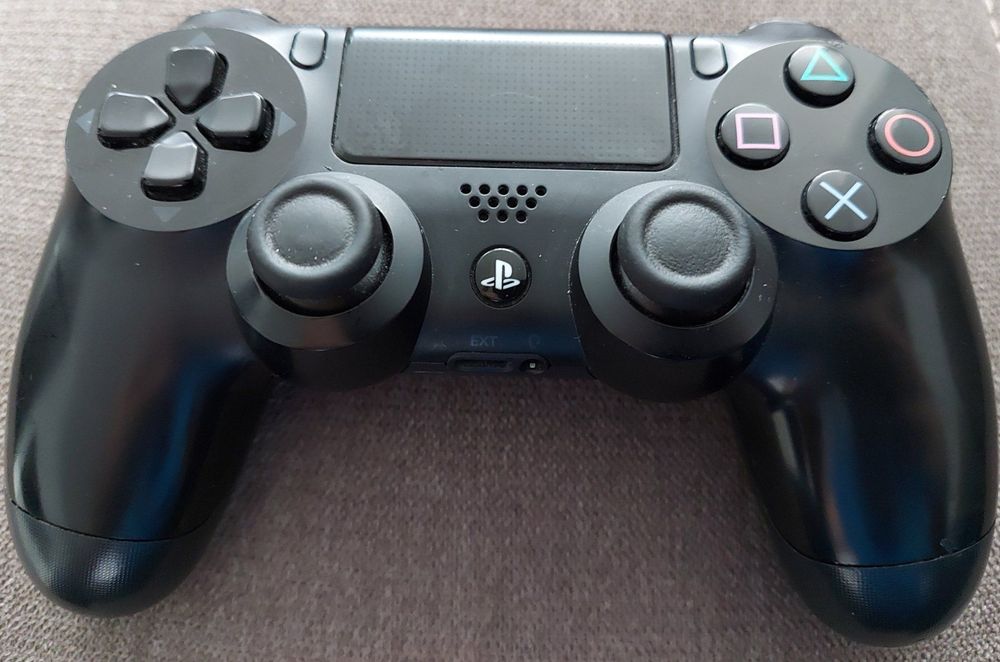 PS4 Controller schwarz Model CUHZCT1 Kaufen auf Ricardo