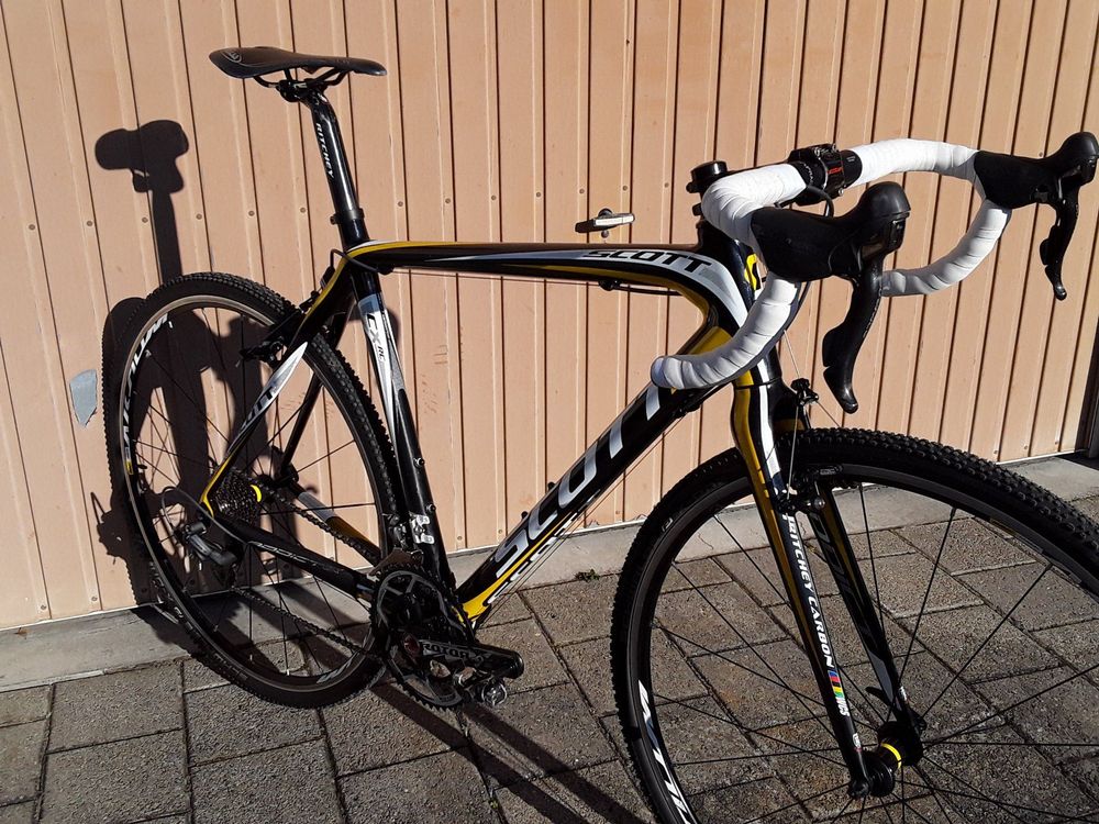 scott gravel carbon