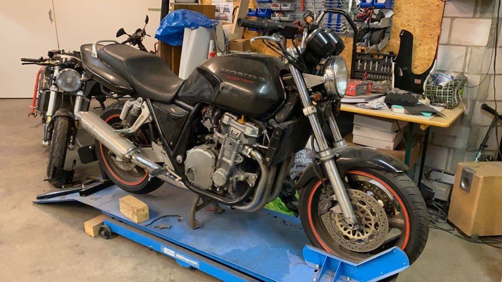 Honda cb 1000 f