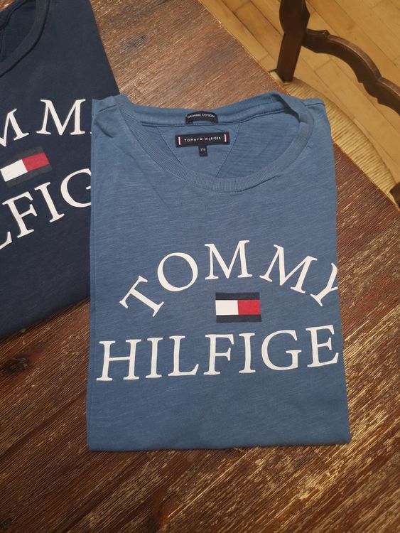 2 Tommy Hilfiger T-shirts 1