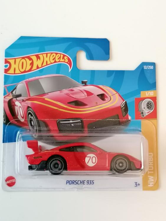 Hot wheels porsche 935