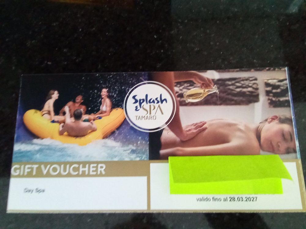 Ein Day Spa Ticket für das Splash and Spa Tamaro Kaufen auf Ricardo