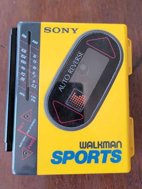 SONY Sports Walkman WMF75 radio/cassette autoreverse Comprare su Ricardo