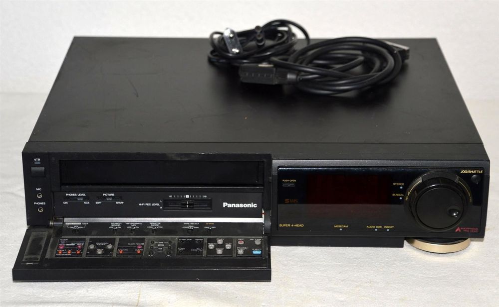 Magnétoscope Panasonic NV-180 – Occasion Fonctionnel, Look Vintage