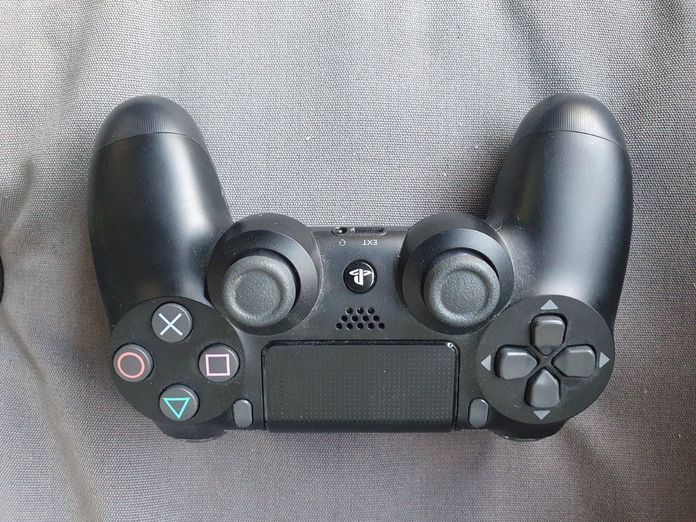 PS4 Controller Kaufen auf Ricardo