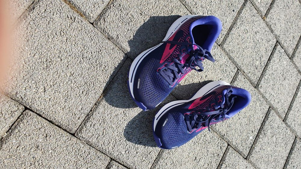 Brooks Ghost 14 Damen Laufschuhe Kaufen auf Ricardo