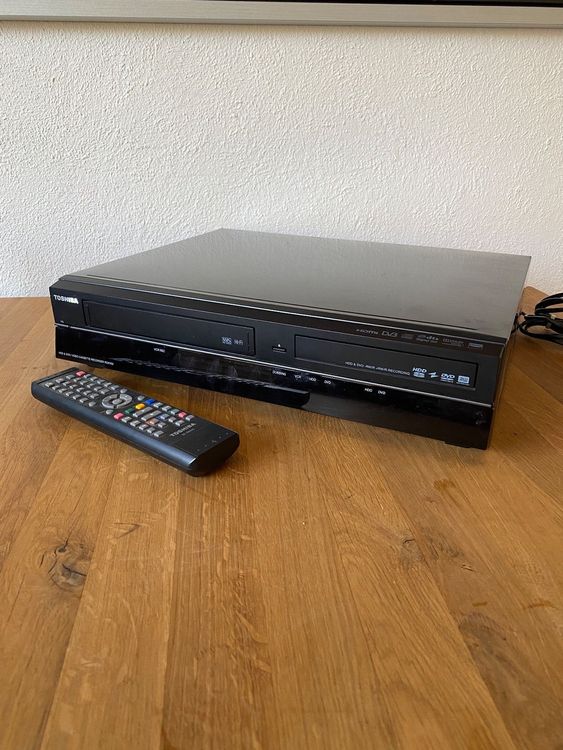 Toshiba rdxv50kf VHS DVD HDD Recorder Kombi Acheter sur Ricardo