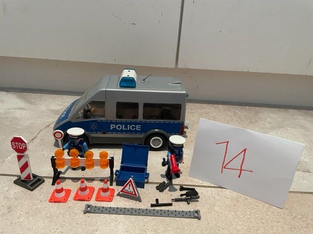 Playmobil Polizeibus mit Strassensperre | Kaufen auf Ricardo