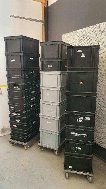 Posten Rako Kisten Stapelkisten Utz mit Rollwagenn | Acheter sur Ricardo