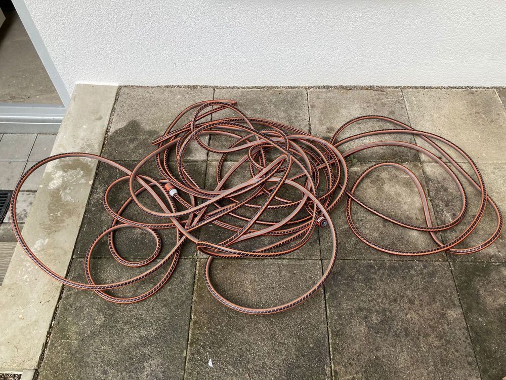 Gardena Gartenschlauch 30 Meter mit Halterung und Spritze Kaufen auf