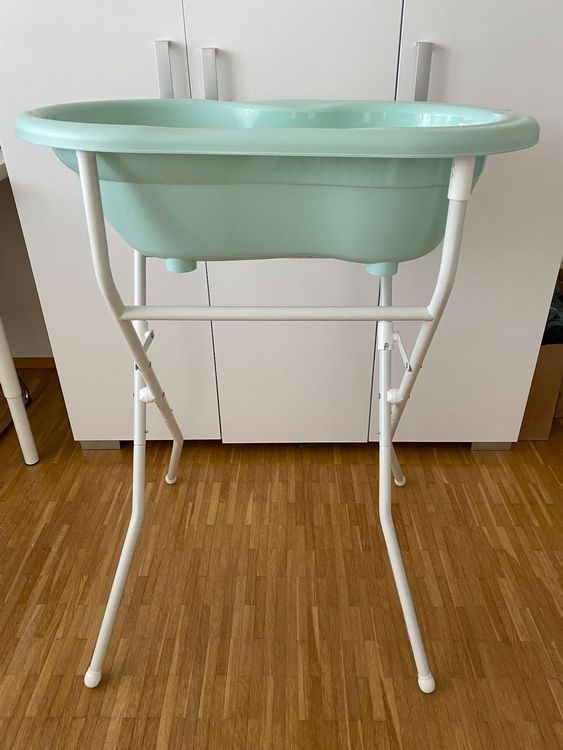 Rotho Babybadewanne mit Gestell Kaufen auf Ricardo