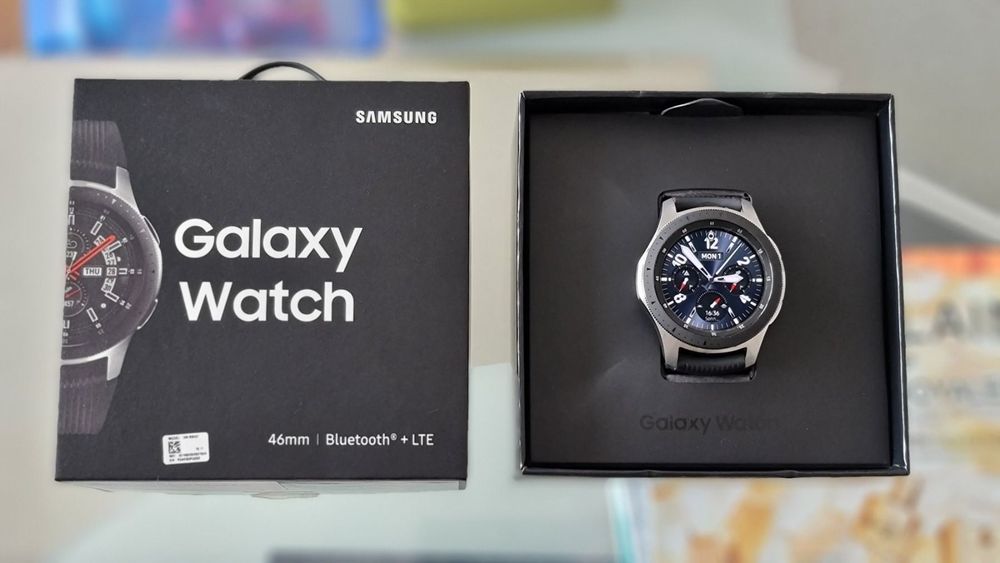 Samsung Galaxy Watch 4 LTE silber | Smartwatches | Christ Swiss