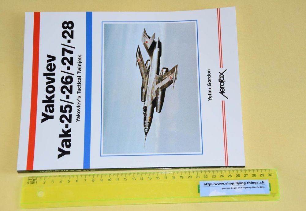 YAK-25 bis YAK-28 (Aerofax) 1