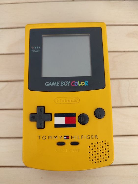 Game Boy Color Tommy Hilfiger Edition Kaufen Auf Ricardo 0251