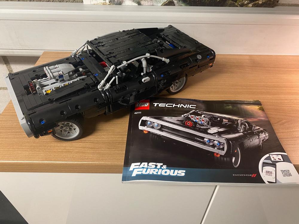 Lego technic dodge challenger