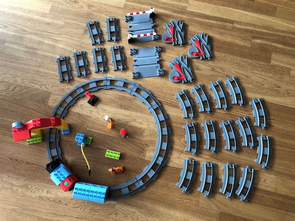LEGO® DUPLO® Eisenbahn Starter Set mit Erweiterung / 10507 Kaufen auf Ricardo