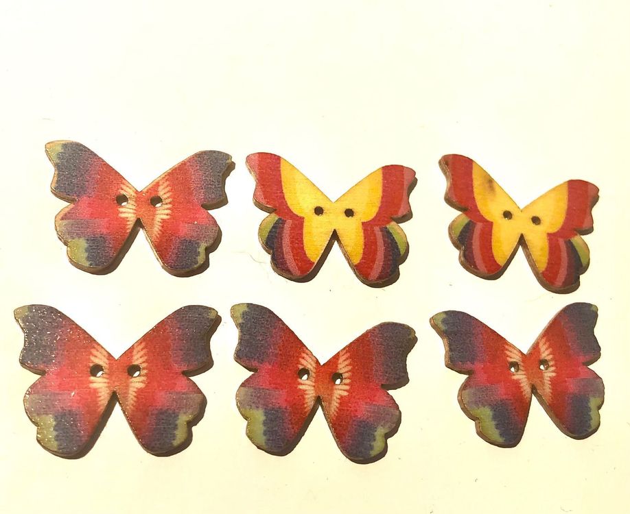 6 Holzknöpfe - Mix D - Schmetterlinge 1
