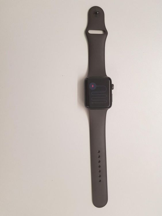 Apple Watch Serie 3 gesperrt (Für Bastler) | Comprare su Ricardo