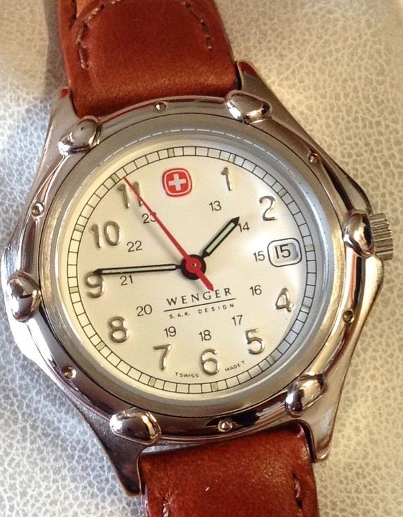 WENGER swissmade Damenuhr ( Neue Preise 275 CHF ) Kaufen auf Ricardo