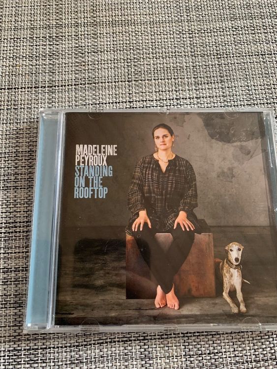 Madeleine Peyroux - Standing On The Rooftop 1