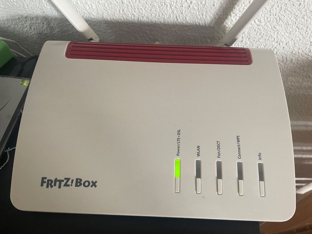 Fritz Box LTE 6890 v2 Kaufen auf Ricardo