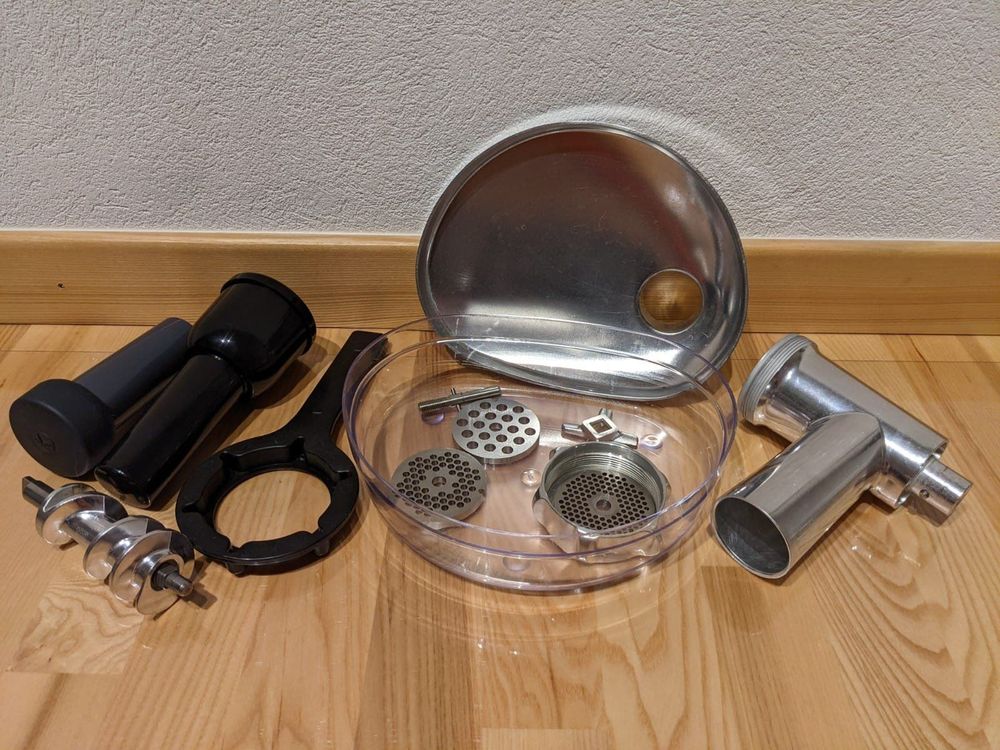 Kenwood AT950 Mincer and Food Grinder Attachment Kaufen auf Ricardo