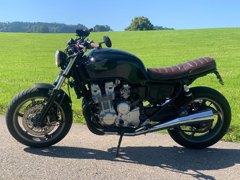 Honda cb 750 scrambler