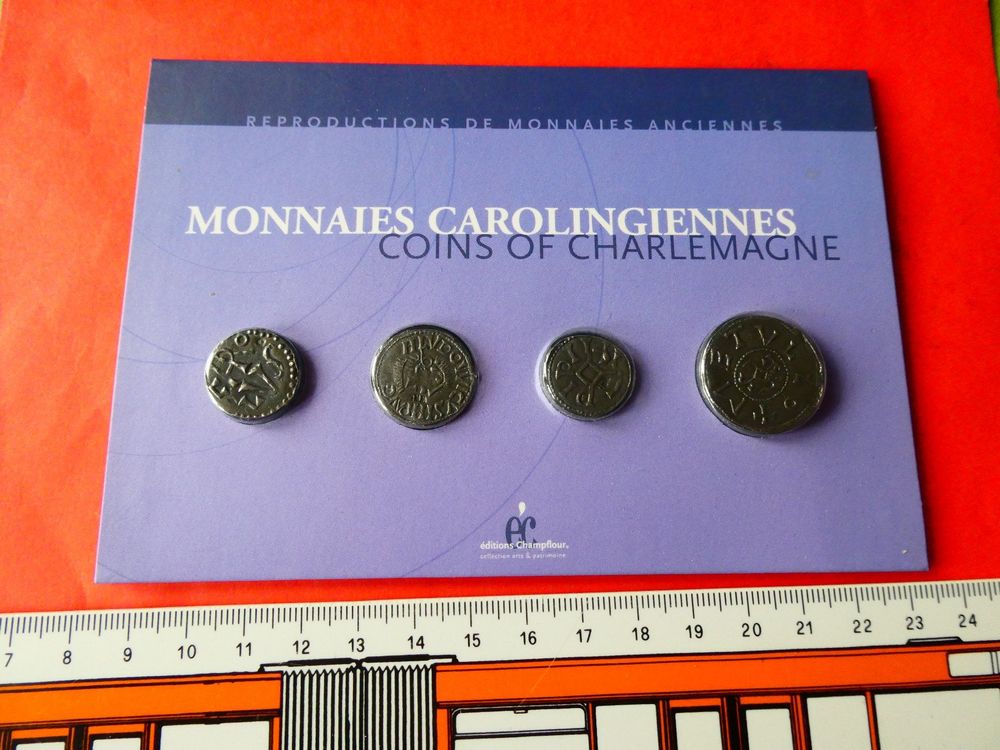 Frankreich, Monnaies Carolingienes - 4 Repliken 1