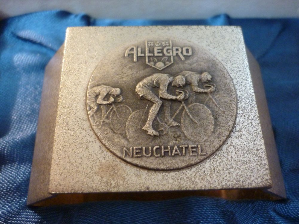 Alte Schweizer Auszeichnung ARNOLD GRANDJEAN 18901961 Kaufen auf Ricardo