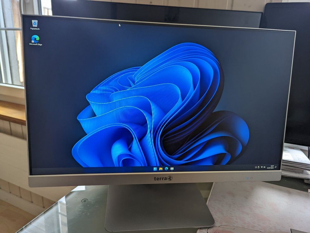 All in One PC 24 Zoll i7 4GHz 16GB RAM SSD Windows 11 Kaufen auf Ricardo