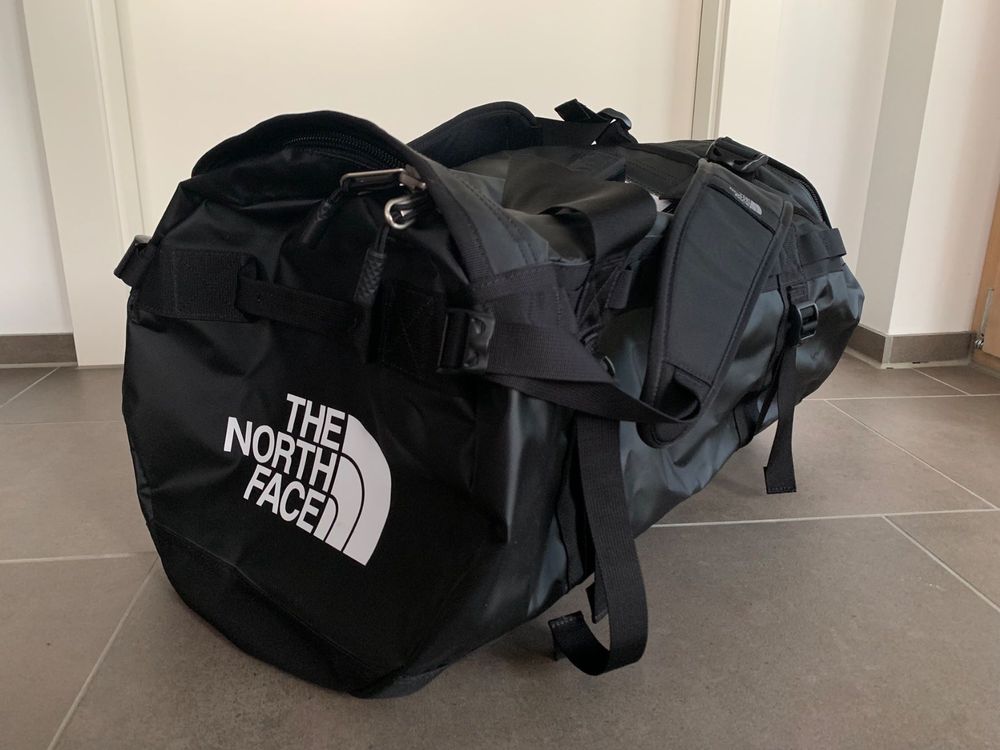 North Face Duffel Bag M in schwarz Kaufen auf Ricardo