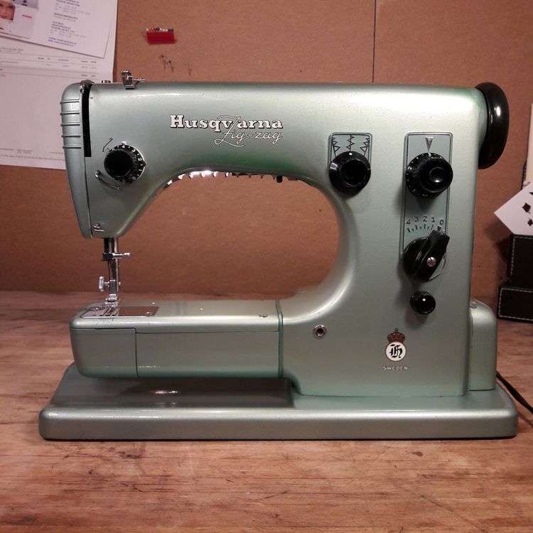 Husqvarna Zig Zag ab Service Kaufen auf Ricardo