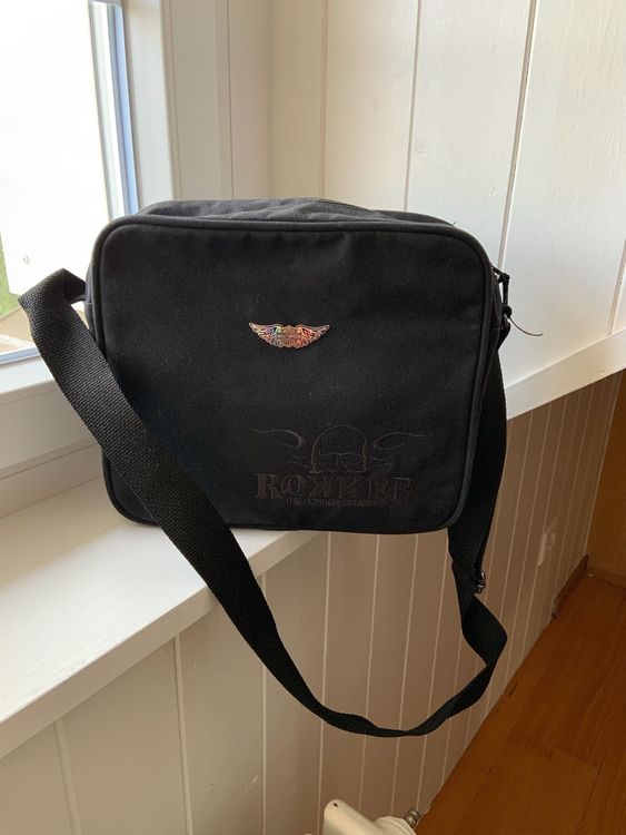 Schultertasche „Rokker“ schwarz Umhängetasche | Kaufen auf Ricardo