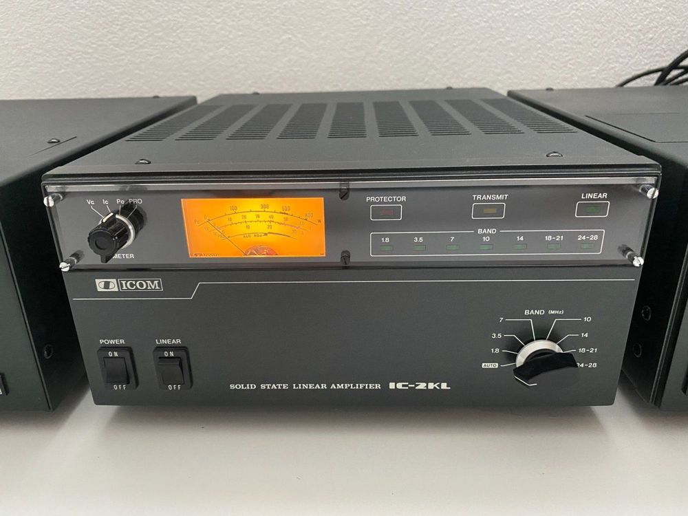 IC2KL ALLMODE HF LINEAR AMPLIFIER WITH ATU Acheter sur Ricardo