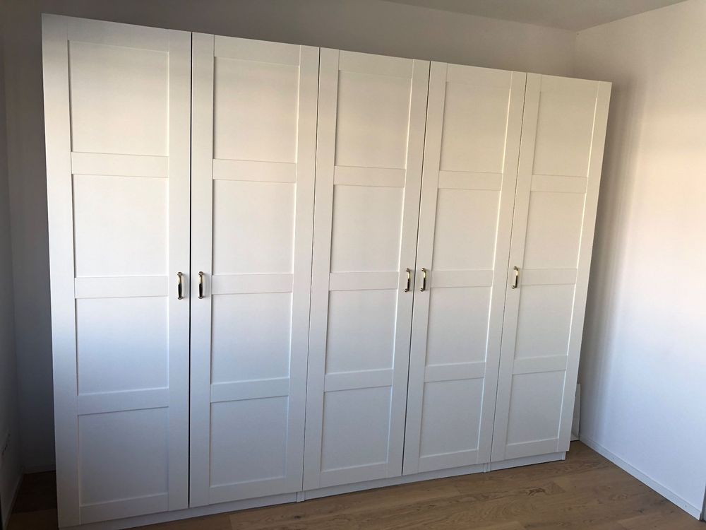 IKEA PAX Wardrobe 250cm w x 201cm h Comprare su Ricardo