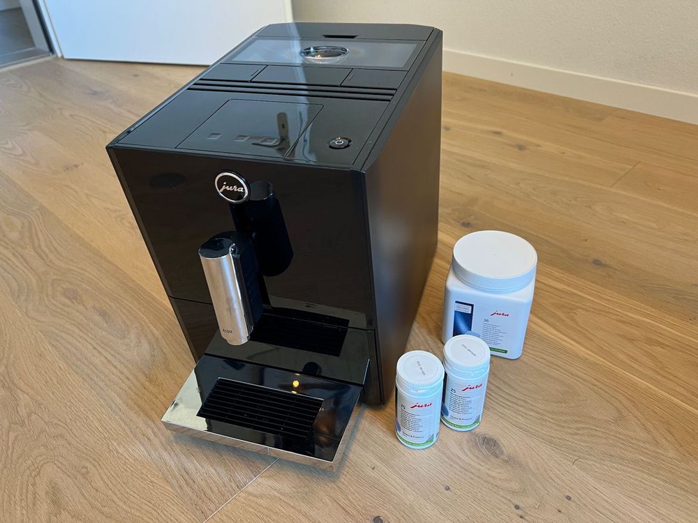 Jura A100 Kaffeevollautomat (Piano Black) Acheter sur Ricardo