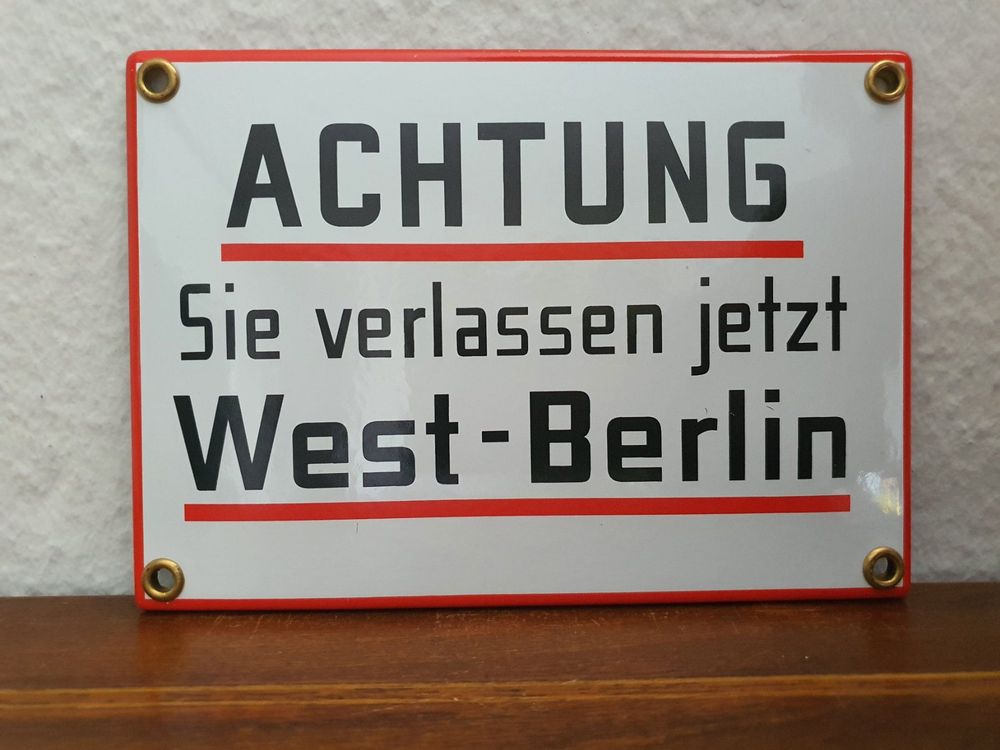 Emailschild Achtung West Berlin Emaille Schild Vintage Retro 1