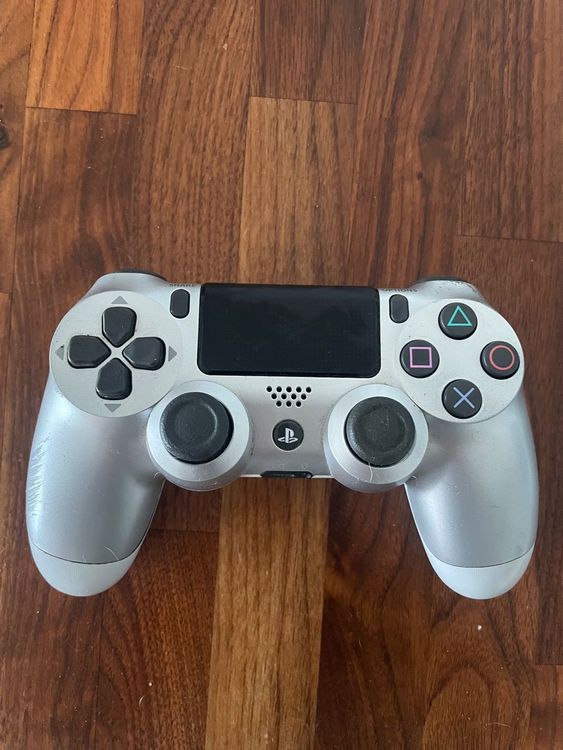 Ps4 Controller Kaufen auf Ricardo
