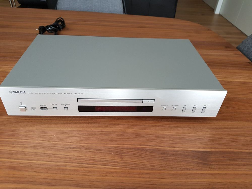CDPlayer Yamaha S300, NP CHF 350. Kaufen auf Ricardo