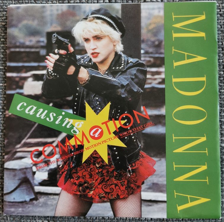 Madonna Causing a commotion 7" single 1