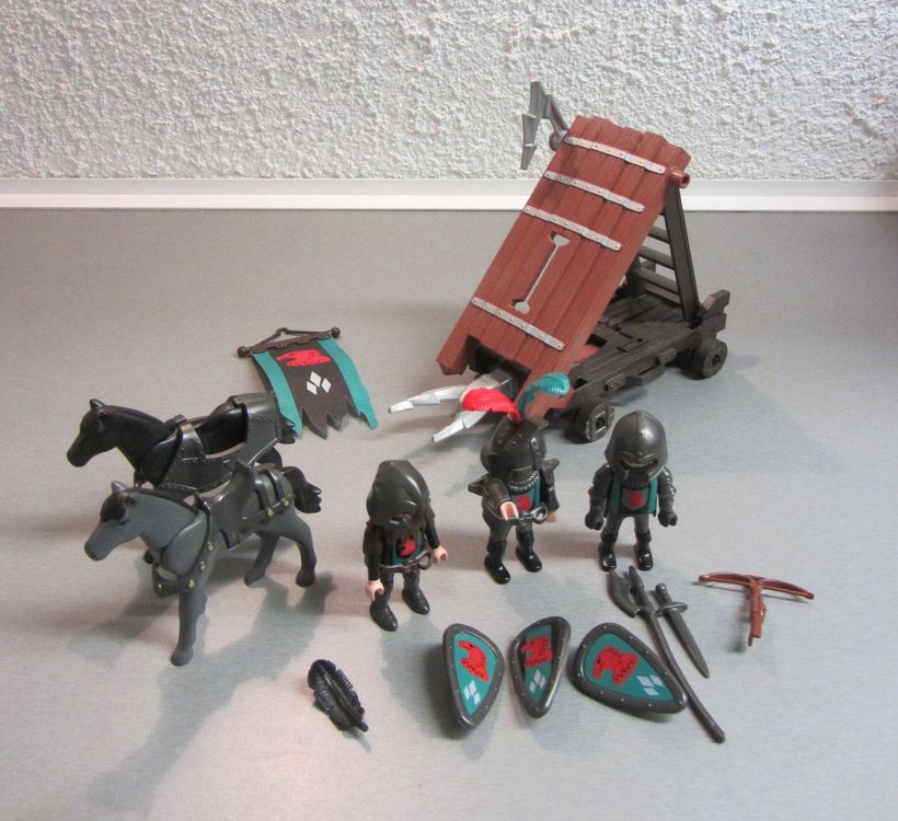  Foto zu Playmobil Ritter, Pferde und Sturmwagen 