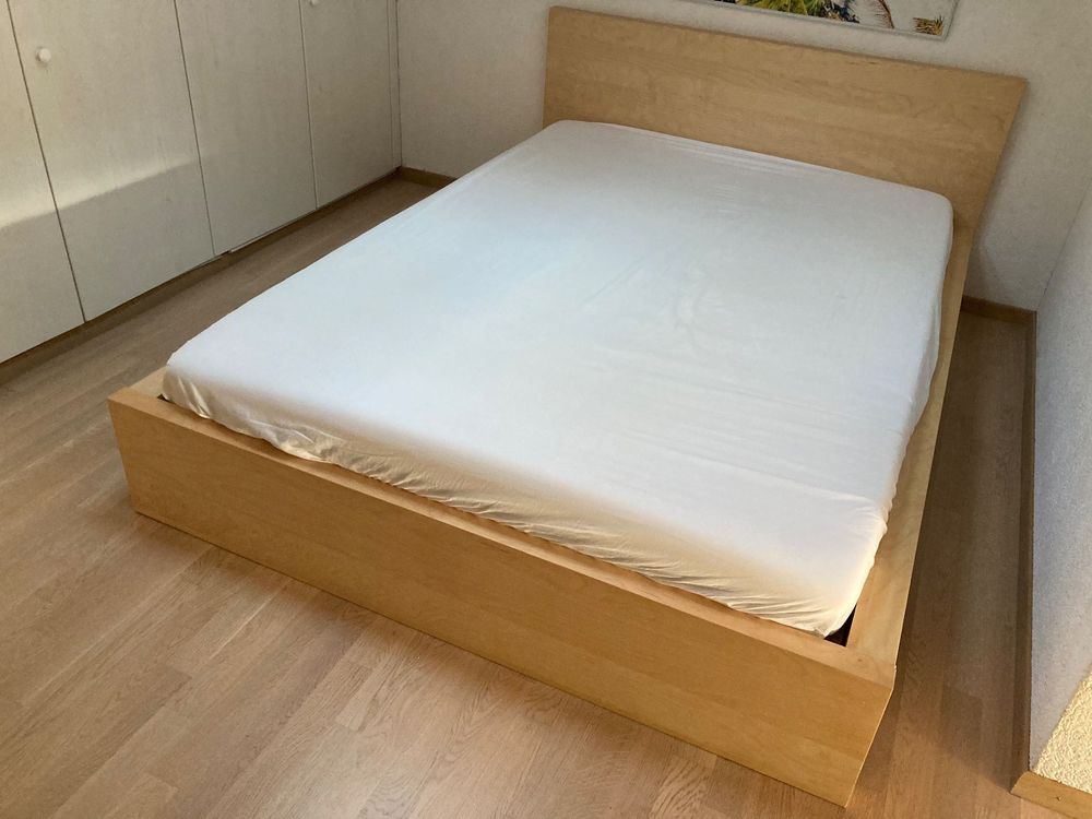 Malm Bett 140x200 inkl. 2x Lattenrost und 1x Mattratze Kaufen auf Ricardo